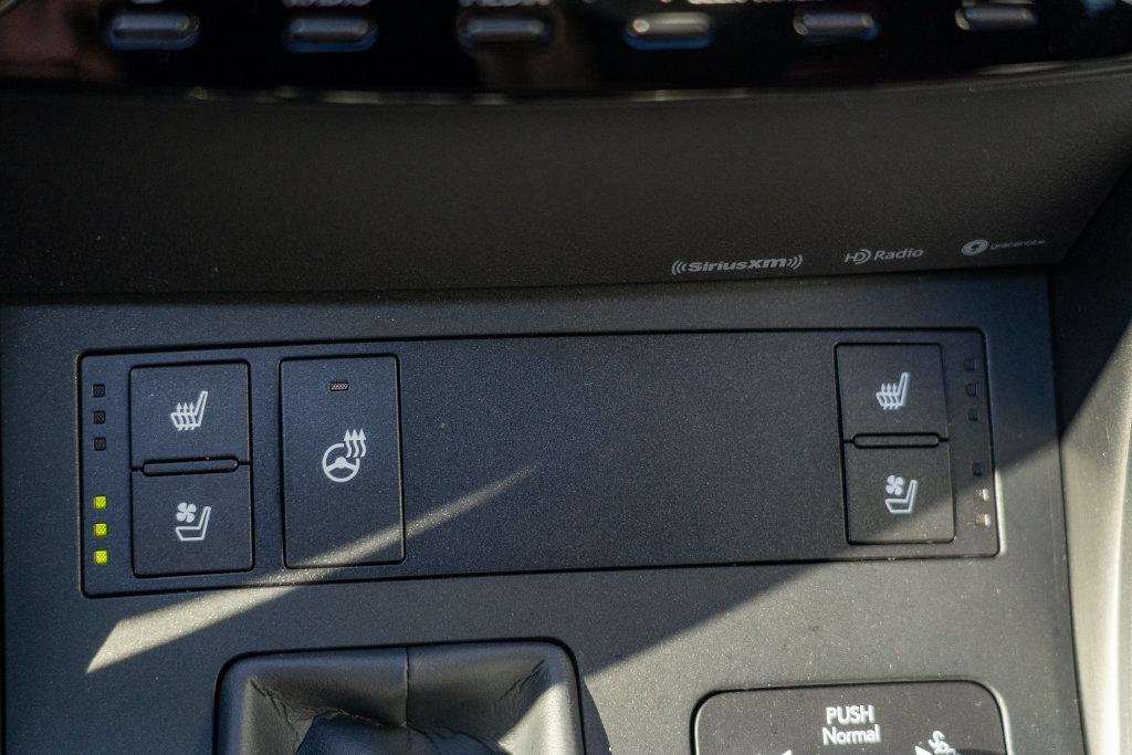 Used 2024 Lexus IS 300 w/ Comfort Package RWD image 24