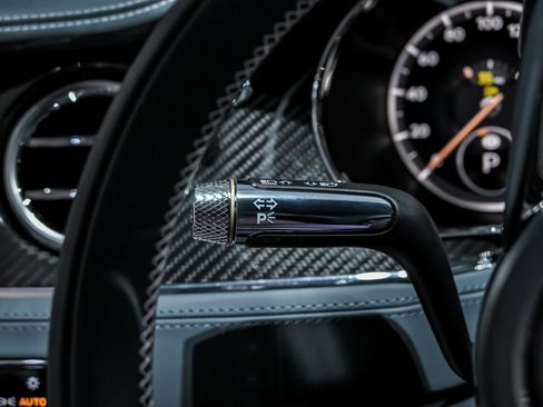 Used 2024 Bentley Continental GT image 37