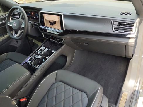 New 2025 Volkswagen Atlas Cross Sport SEL Premium R-Line image 19