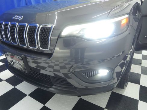 Used 2022 Jeep Cherokee Latitude Lux w/ Sun & Sound Group AWD/4WD image 43