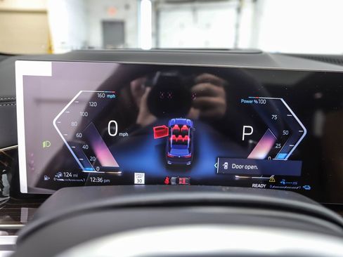 New 2026 BMW X5 xDrive50e w/ Executive Package image 14