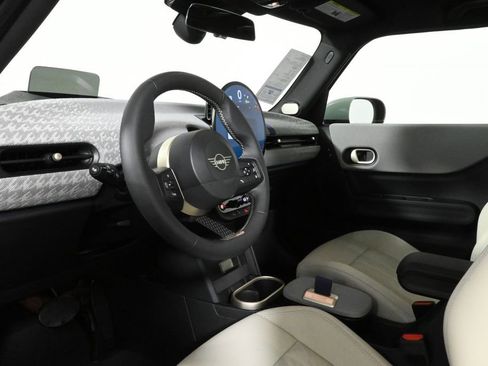 Used 2025 MINI Cooper S image 15