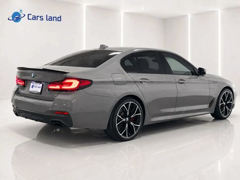 Used 2022 BMW 540i w/ M Sport Package RWD image 3