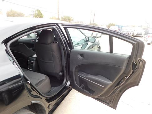Used 2021 Dodge Charger Police image 38