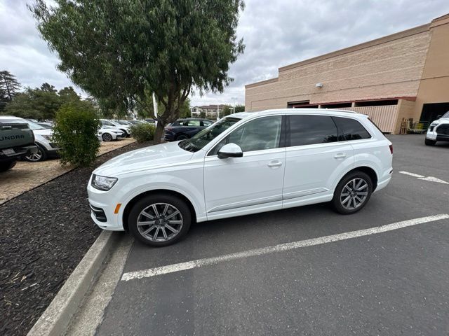 Used 2018 Audi Q7 2.0T Premium Plus w/ Premium Plus Package AWD/4WD image 18