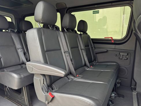 Used 2020 Mercedes-Benz Sprinter 2500 image 32