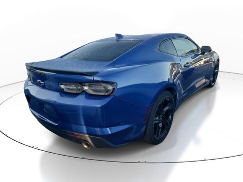 Used 2022 Chevrolet Camaro LT w/ RS Package RWD image 4