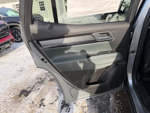 New 2026 GMC Terrain AT4 w/ Convenience Package III image 18