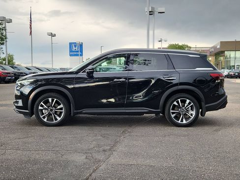 Used 2023 INFINITI QX60 Luxe w/ Cargo Package AWD/4WD image 2