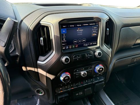 Used 2021 GMC Sierra 1500 Denali w/ Technology Package image 12