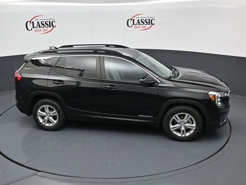 Used 2022 GMC Terrain SLE w/ Driver Convenience Package image 20