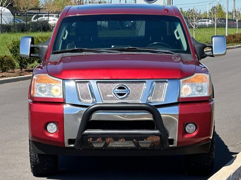 Used 2013 Nissan Titan 4x4 Crew Cab image 8