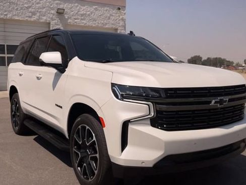 Used 2022 Chevrolet Tahoe RST w/ Sport Performance Package AWD/4WD image 4