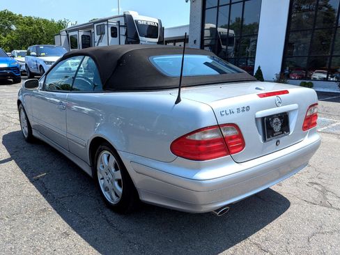 Used 2002 Mercedes-Benz CLK 320 Cabriolet image 10
