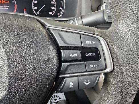 Used 2018 Honda Accord LX image 23