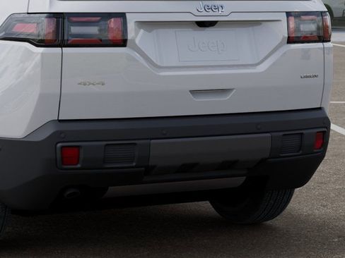 New 2026 Jeep Cherokee Laredo image 13