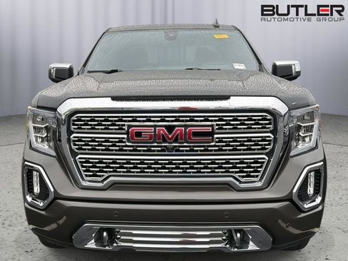Used 2019 GMC Sierra 1500 Denali w/ Technology Package AWD/4WD image 4