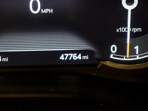 Used 2022 Genesis G70 3.3T w/ Sport Advanced Package image 37