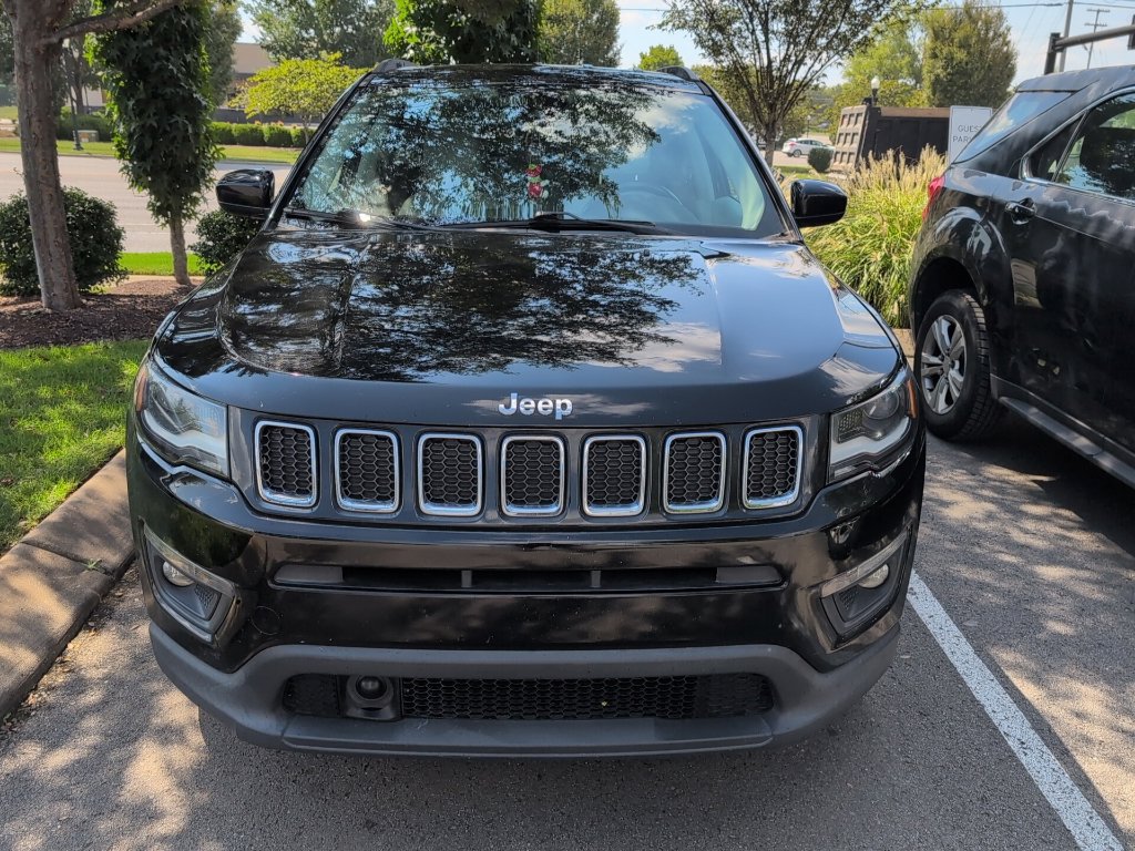 Used 2018 Jeep Compass Latitude w/ Popular Equipment Group AWD/4WD image 38