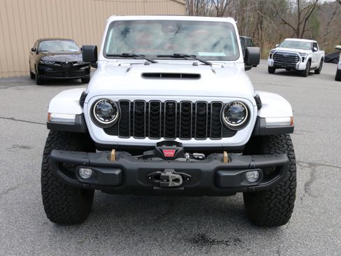 Used 2024 Jeep Wrangler Unlimited Rubicon 392 image 10