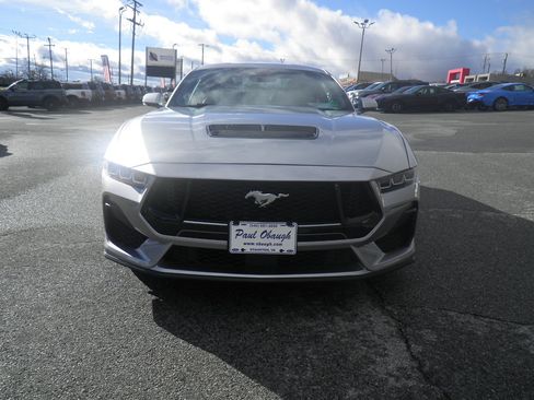 Used 2024 Ford Mustang GT Premium image 2