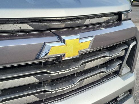 New 2025 Chevrolet Colorado LT RWD image 28