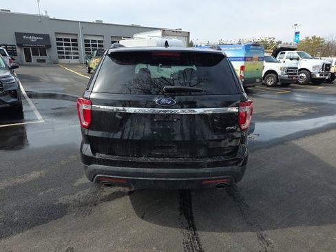 Certified 2017 Ford Explorer 4WD image 7