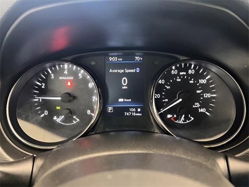 Used 2022 Nissan Rogue Sport SV w/ Technology Package image 19