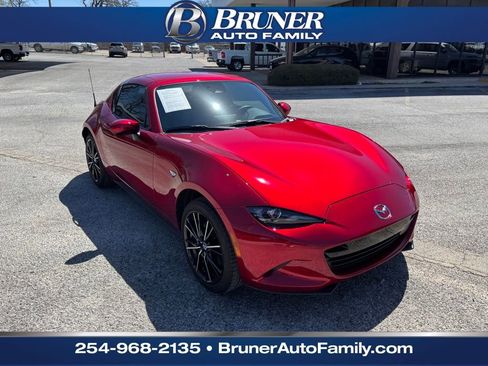 Used 2024 MAZDA MX-5 Miata RF Grand Touring image 3