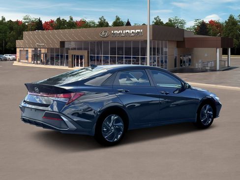 New 2026 Hyundai Elantra Sport FWD image 8