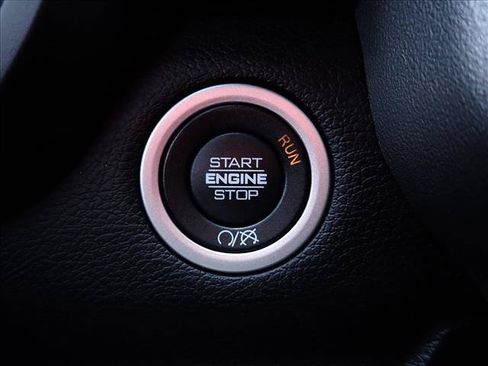 Used 2024 RAM 2500 Big Horn w/ Night Edition AWD/4WD image 18