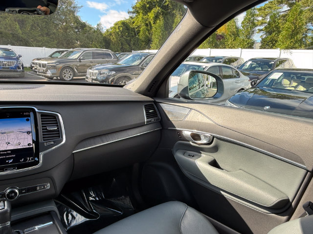Used 2020 Volvo XC90 T6 Momentum AWD/4WD image 14