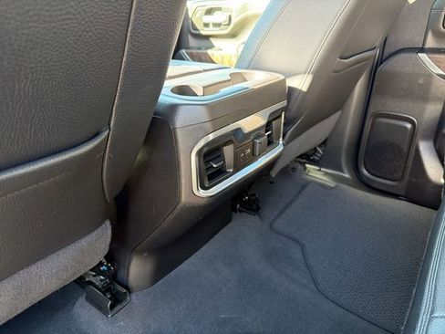 Used 2022 GMC Sierra 3500 Denali image 22