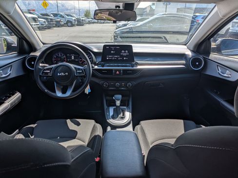 Used 2024 Kia Forte LXS w/ LXS Technology Package FWD image 28