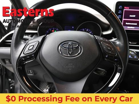 Used 2019 Toyota C-HR Limited FWD image 10