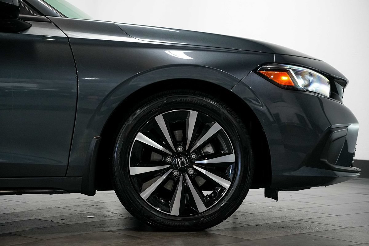 Used 2022 Honda Civic EX-L image 9