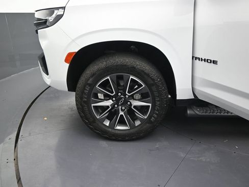 Used 2023 Chevrolet Tahoe Z71 w/ Luxury Package AWD/4WD image 12