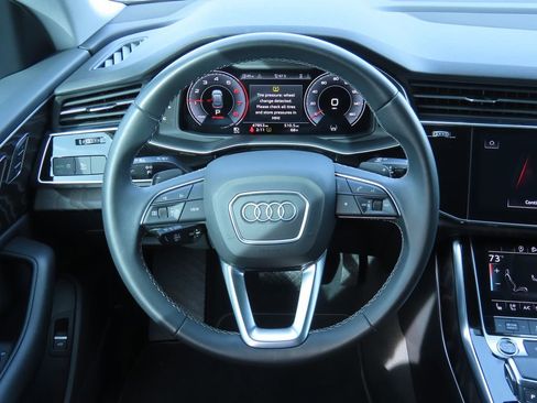 Used 2022 Audi Q8 Premium Plus image 6