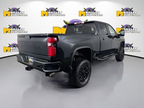Used 2021 Chevrolet Silverado 2500 LTZ w/ LTZ Plus Package image 5