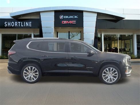 Used 2024 GMC Acadia Denali w/ Super Cruise Package image 2