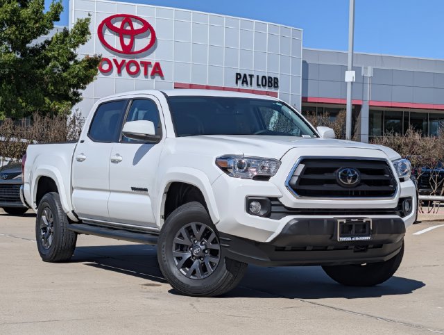 Used 2023 Toyota Tacoma SR5 AWD/4WD image 2