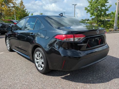 Certified 2021 Toyota Corolla LE FWD image 4