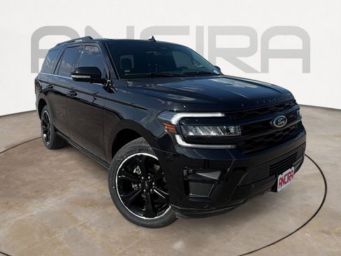 Used 2024 Ford Expedition Limited RWD image 4