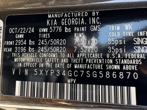 Used 2025 Kia Telluride EX w/ EX Captain's Chair Package image 39