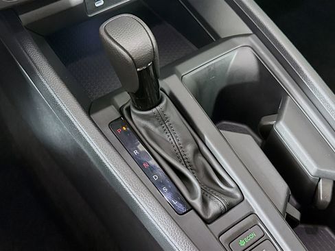 Used 2025 Honda Accord SE image 17