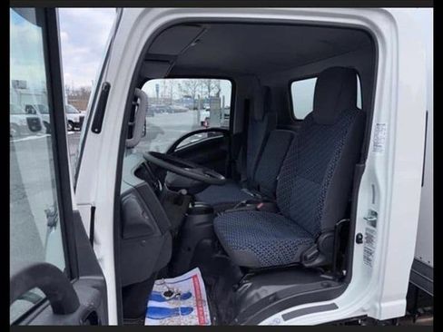 New 2025 Chevrolet Low Cab Forward RWD image 7