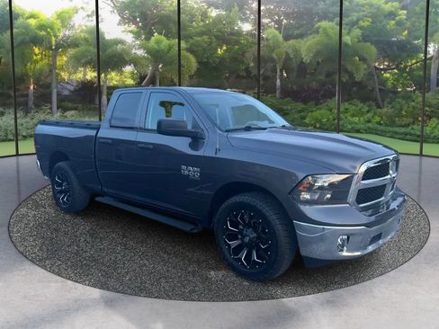 Used 2019 RAM 1500 Tradesman w/ Tradesman SXT Package RWD image 3