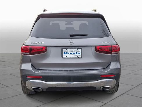 Used 2021 Mercedes-Benz GLB 250 4MATIC image 23