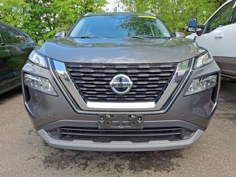 Used 2021 Nissan Rogue SV w/ Premium Package AWD/4WD image 2