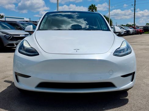 Used 2021 Tesla Model Y Long Range AWD/4WD image 6